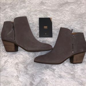 Frye Judith Zip Bootie